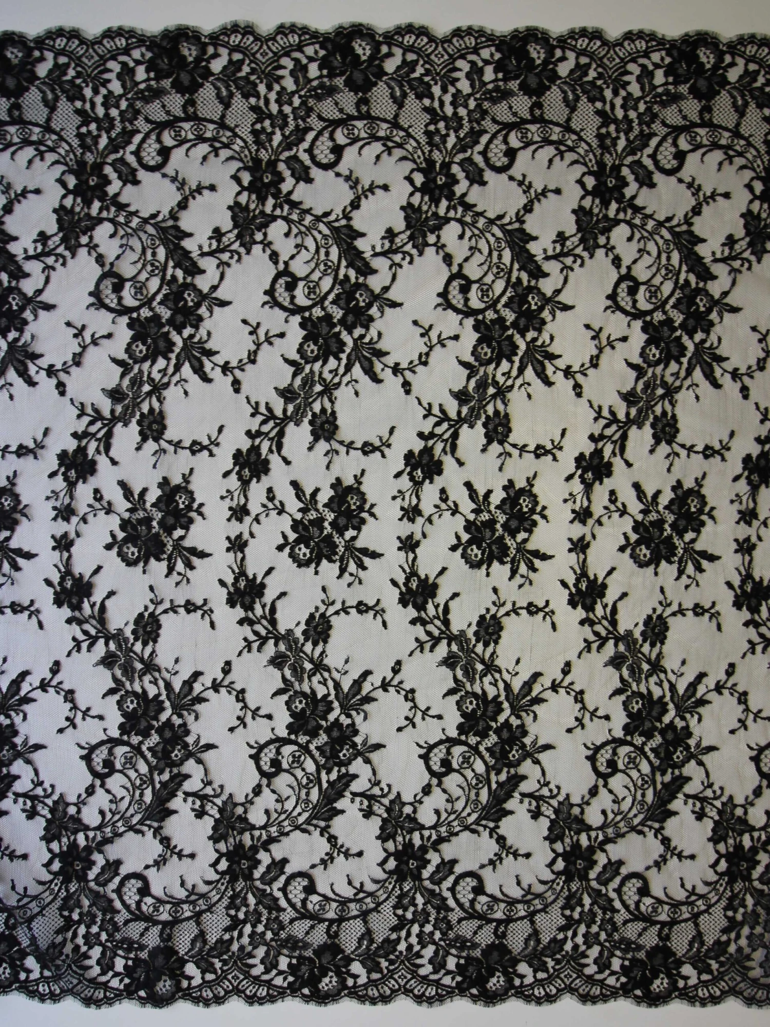 Black Chantilly Lace - Sabrina 5 Black Chantilly Lace - Sabrina - Image 3