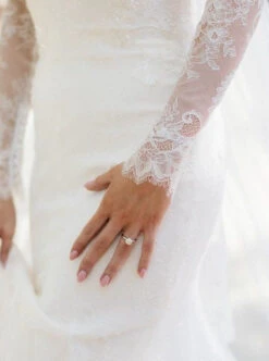 Ivory Raschel Lace - Freya -Elegance in Lace FREYA