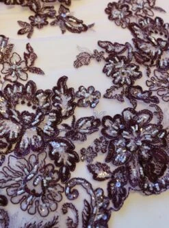 Plum Lace - Victoria -Elegance in Lace IMG 9392