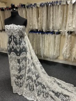 Ivory Embroidered Lace - Ruby -Elegance in Lace IvoryBridalLace Ruby fd8e1011 9c95 4424 97ea d8f1fe0258db