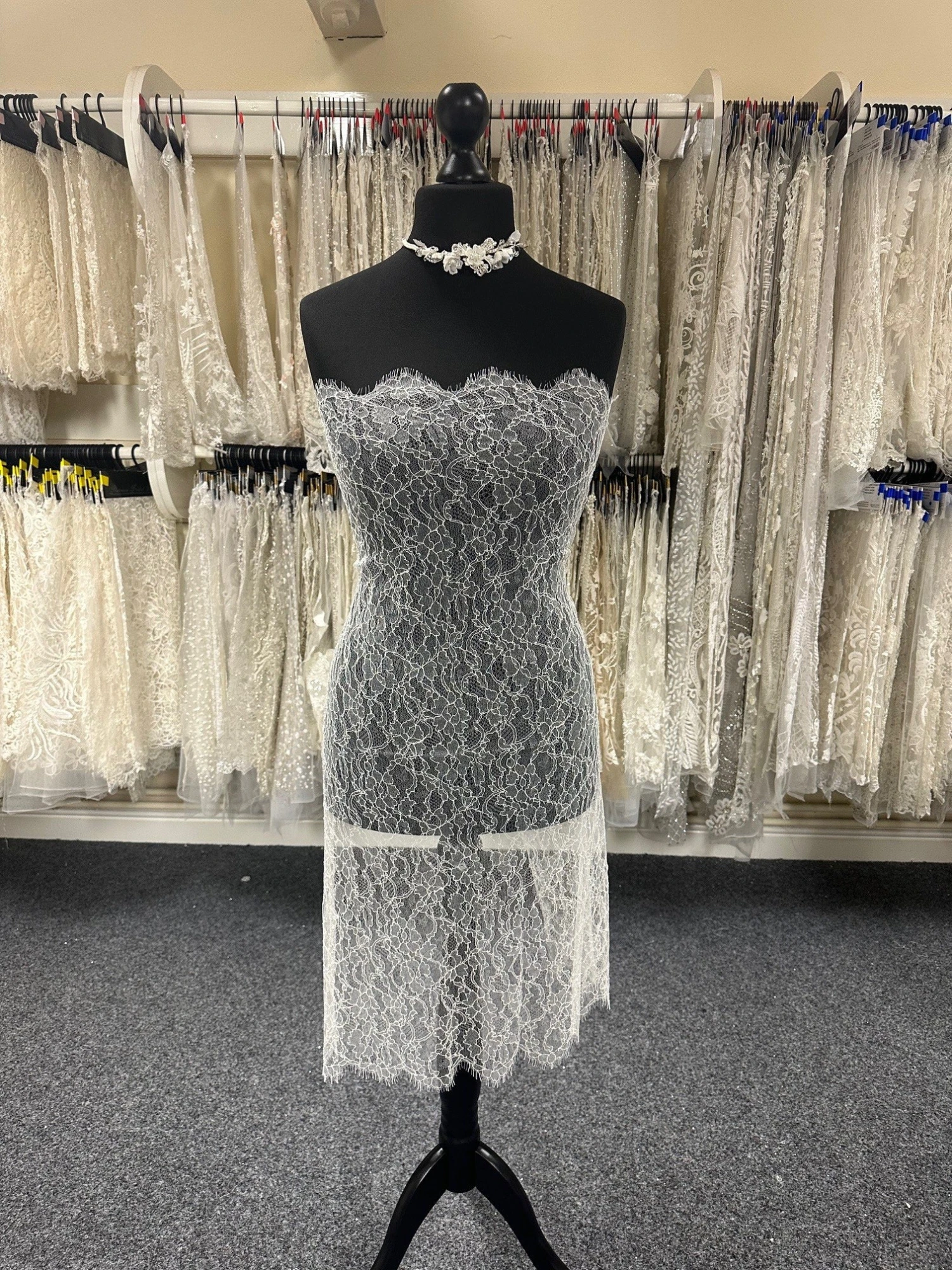 Ivory Chantilly Lace - Samantha 3 Ivory Chantilly Lace - Samantha