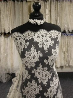 Ivory Chantilly Lace - Agnes -Elegance in Lace IvoryChantillyLace Agnes