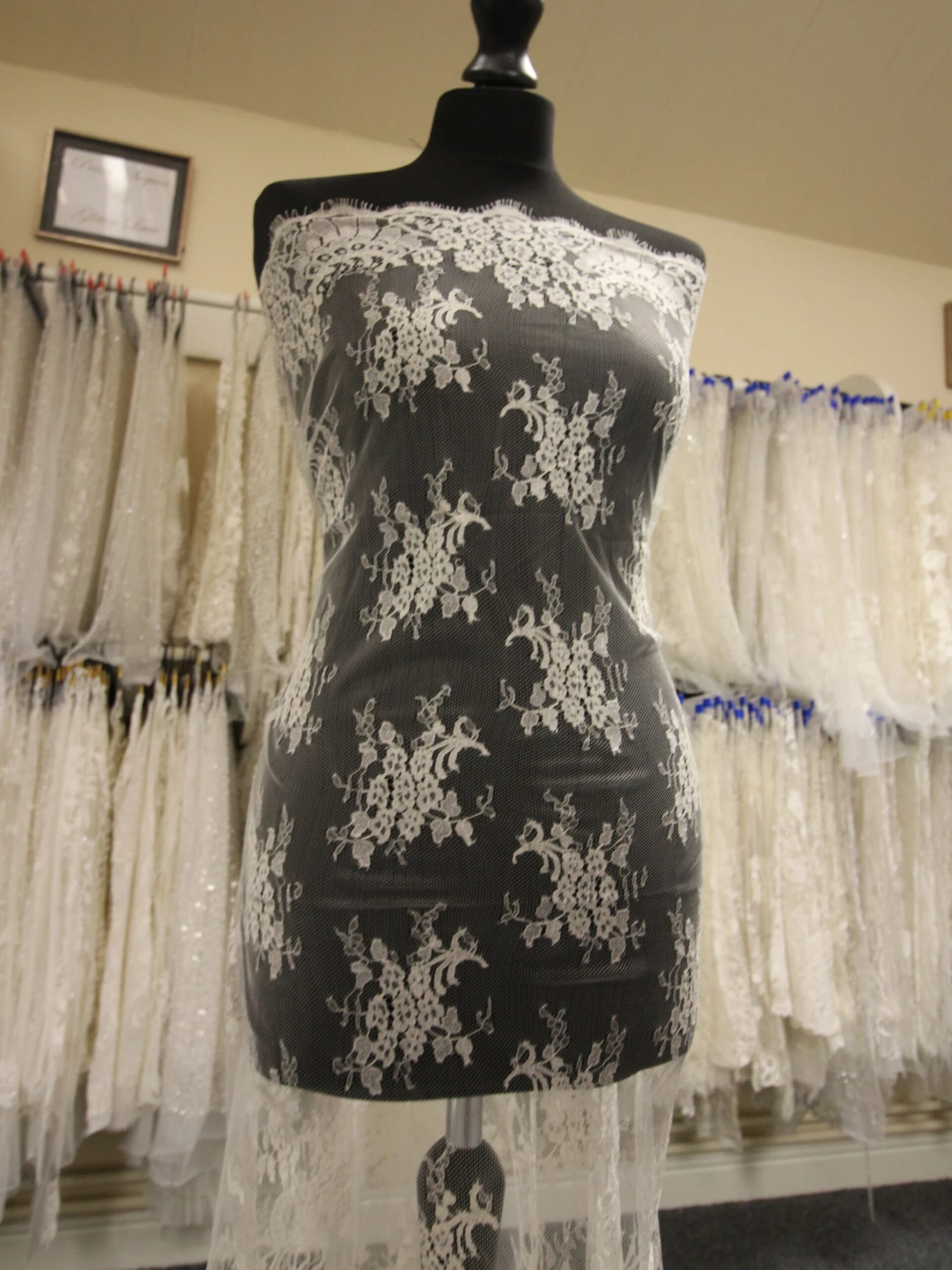 Ivory Chantilly Lace - Lillian 5 Ivory Chantilly Lace - Lillian - Image 3