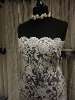 Ivory Corded Lace - Vanessa 19 Ivory Corded Lace - Vanessa -Elegance in Lace IvoryCordedLace Vanessa d188d652 2119 49d7 be1c e6fc71508ffc