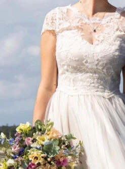 White Chantilly Lace - Dasha -Elegance in Lace Kate 07588e48 a82b 4287 b3ce 955d181cdefe