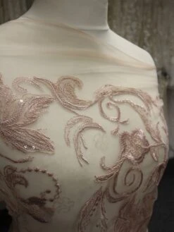 Pink Embroidered Lace - Viveca -Elegance in Lace PinkLace Viveca 1