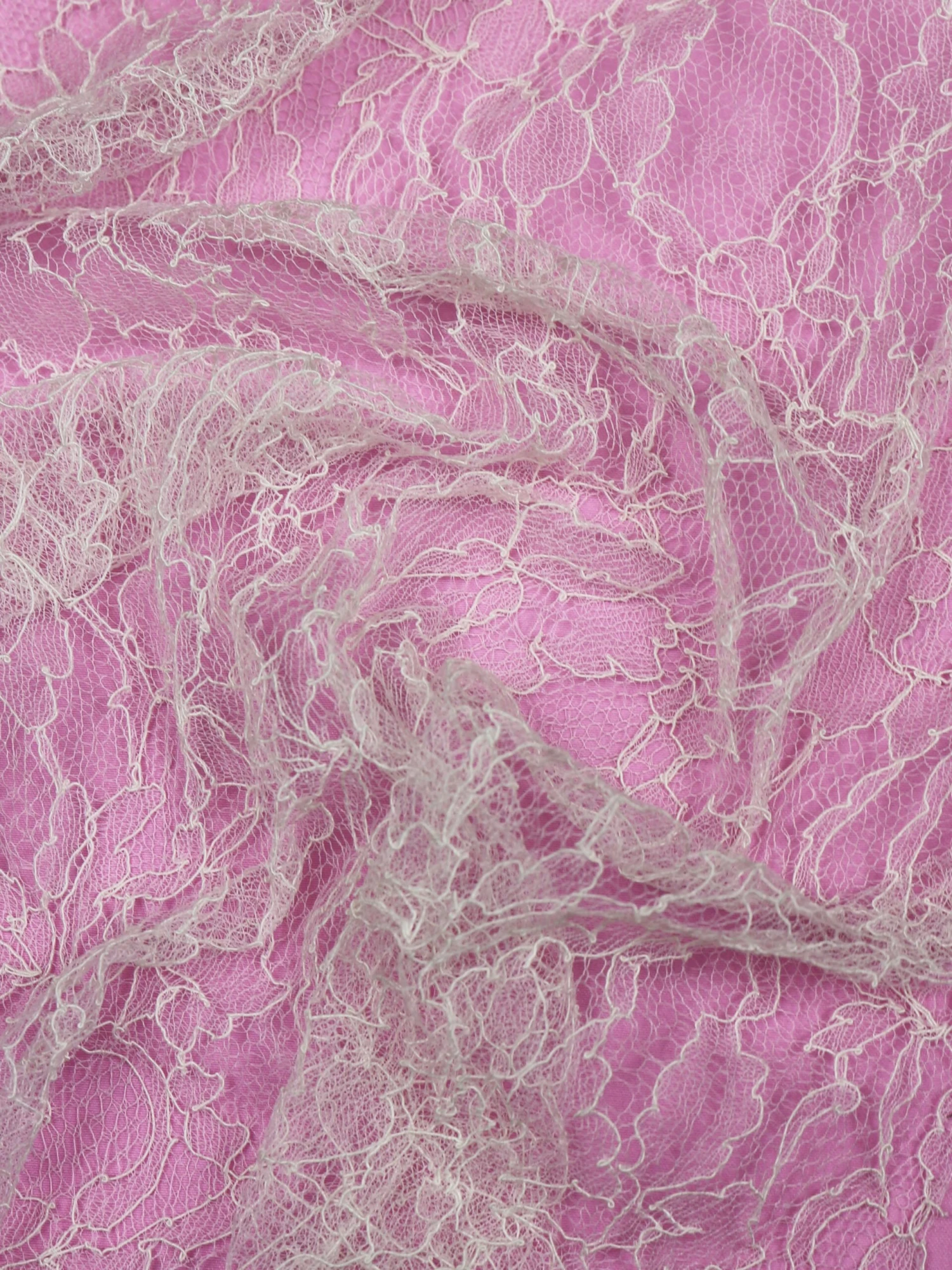 Ivory Chantilly Lace - Samantha 9 Ivory Chantilly Lace - Samantha - Image 7