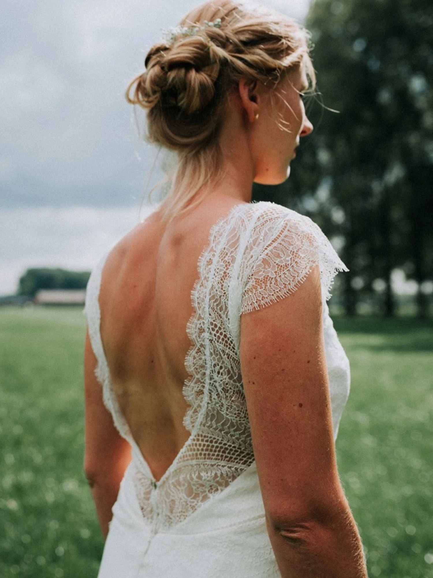 Ivory Chantilly Lace - Jocelyn 14 Ivory Chantilly Lace - Jocelyn - Image 12