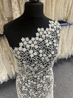 Silver Guipure Lace - Ebba -Elegance in Lace b 9853f167 6aef 43c9 baa2 44aac2cee742