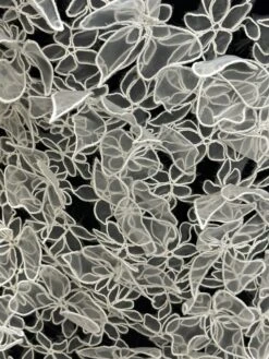 White 3D Organza Lace - Tespiana -Elegance in Lace e 5b2cc83e 7ea9 4e93 9cde 8e798ac9a59f