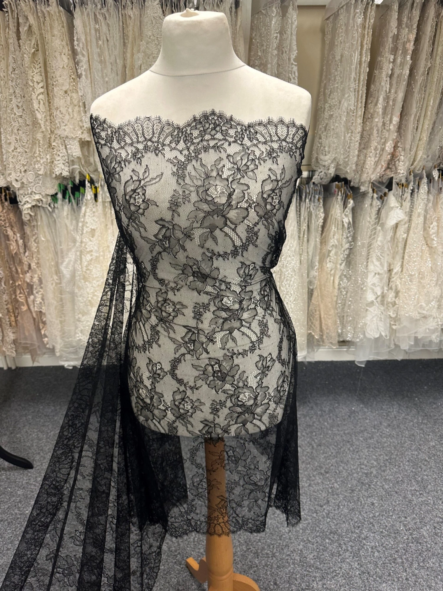 Black Chantilly Lace - Rolande 3 Black Chantilly Lace - Rolande